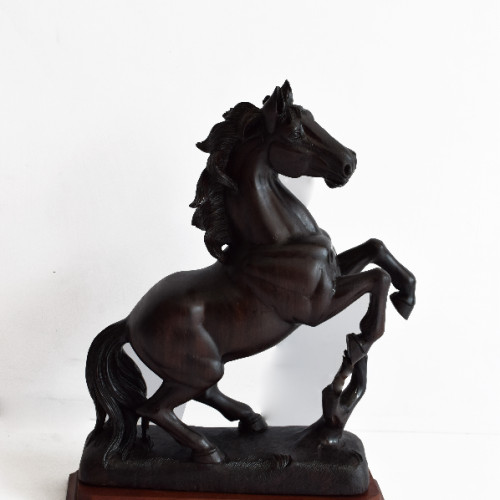 Rose wood Horse Jumping 16 inch of size